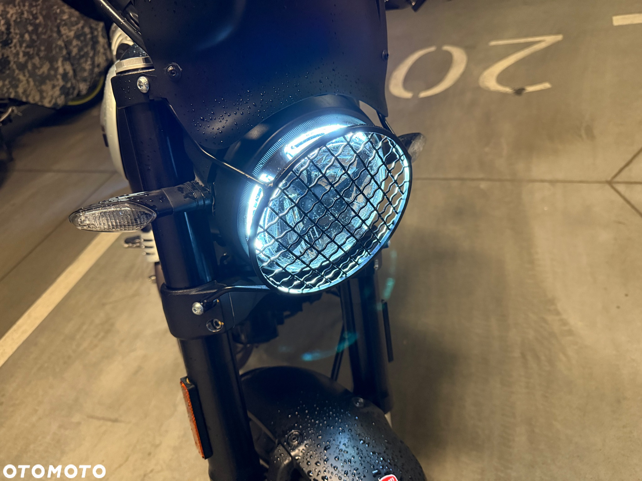 Ducati Scrambler - 6