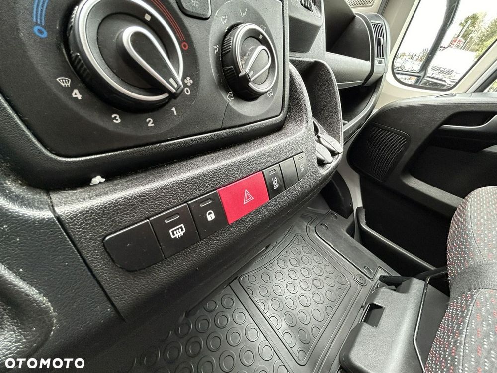 Peugeot Boxer - 17