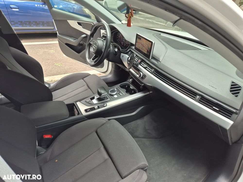Audi A4 Limuzina 40 TFSI S tronic S line - 19