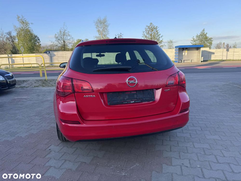 Opel Astra 1.7 CDTI DPF 150 Jahre - 7