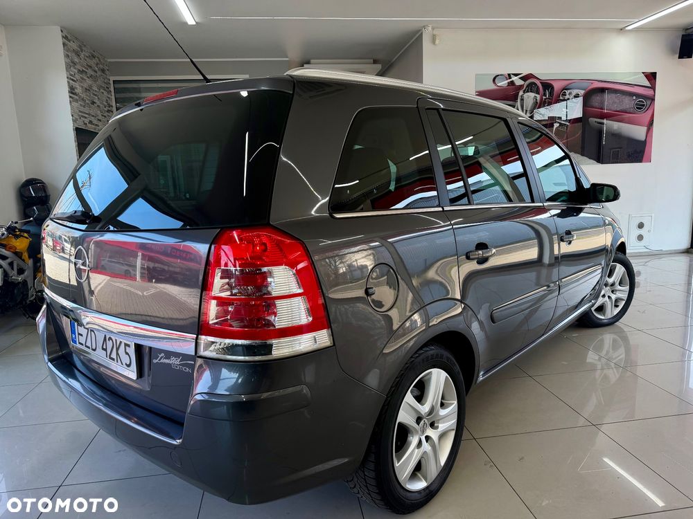 Opel Zafira - 40