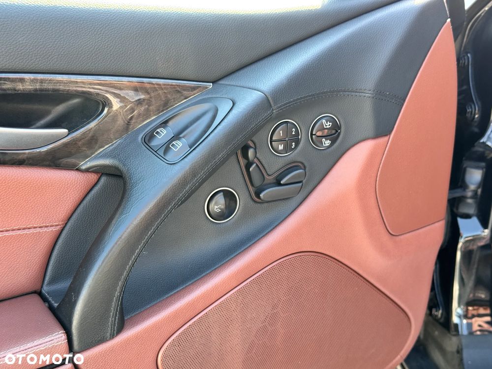 Mercedes-Benz SL - 33