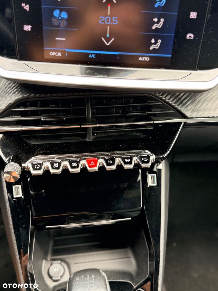 Peugeot 2008 PureTech 130 Allure - 20