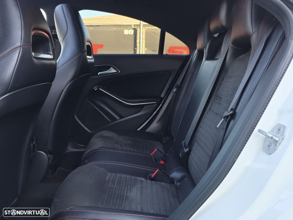 Mercedes-Benz CLA 220 - 21