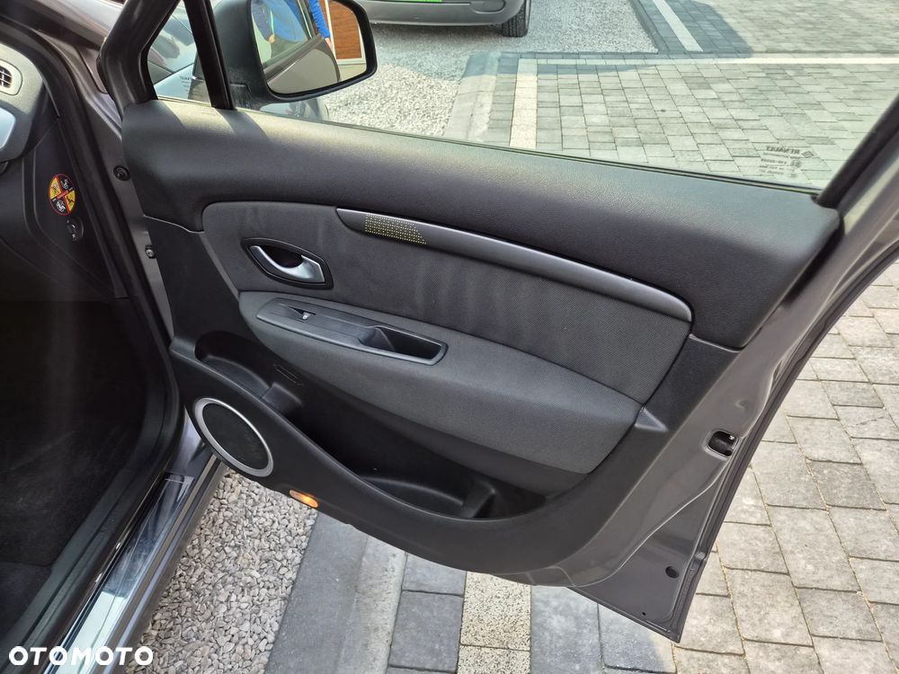 Renault Scenic - 21
