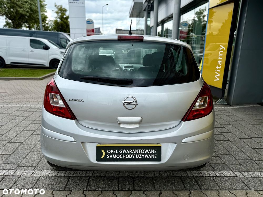 Opel Corsa 1.2 16V Cosmo - 6