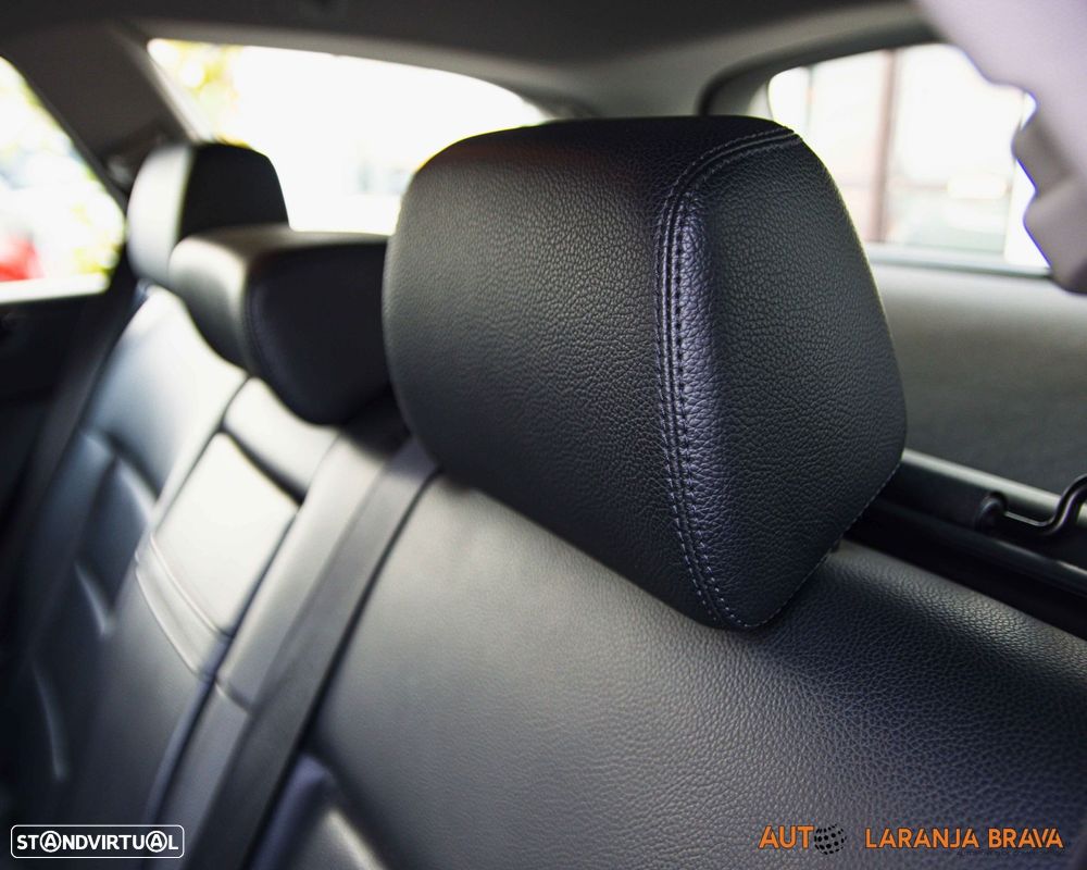 Mercedes-Benz E 250 CDi Avantgarde BlueEfficiency Auto. - 31