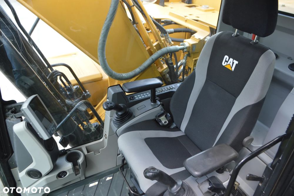 Caterpillar CAT 323 FL *2017* IDEALNA!!! - 19