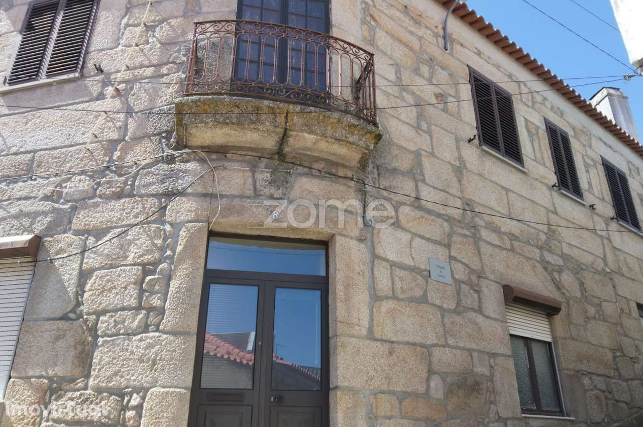 Moradia T4 +1 com espaço exterior - Grande imagem: 3/35