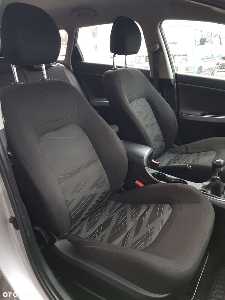Kia Ceed Cee'd 1.4 CRDi M - 18
