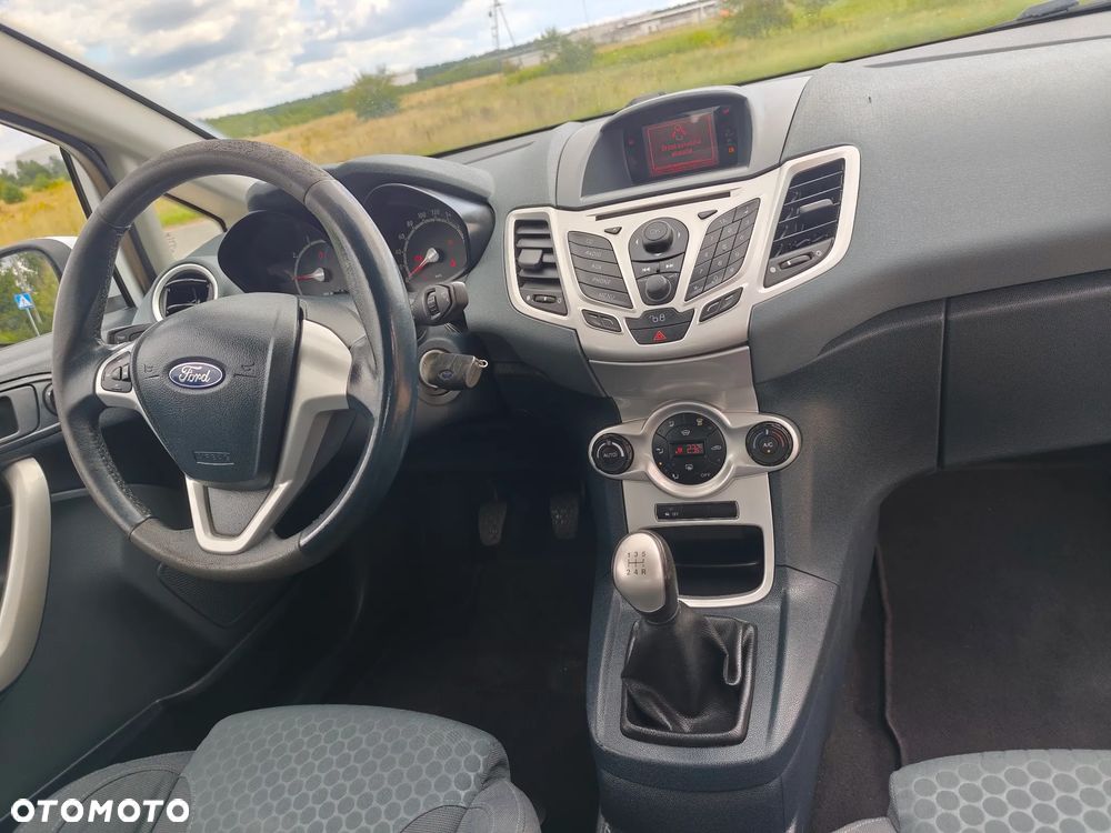 Ford Fiesta 1.6 Sport - 10