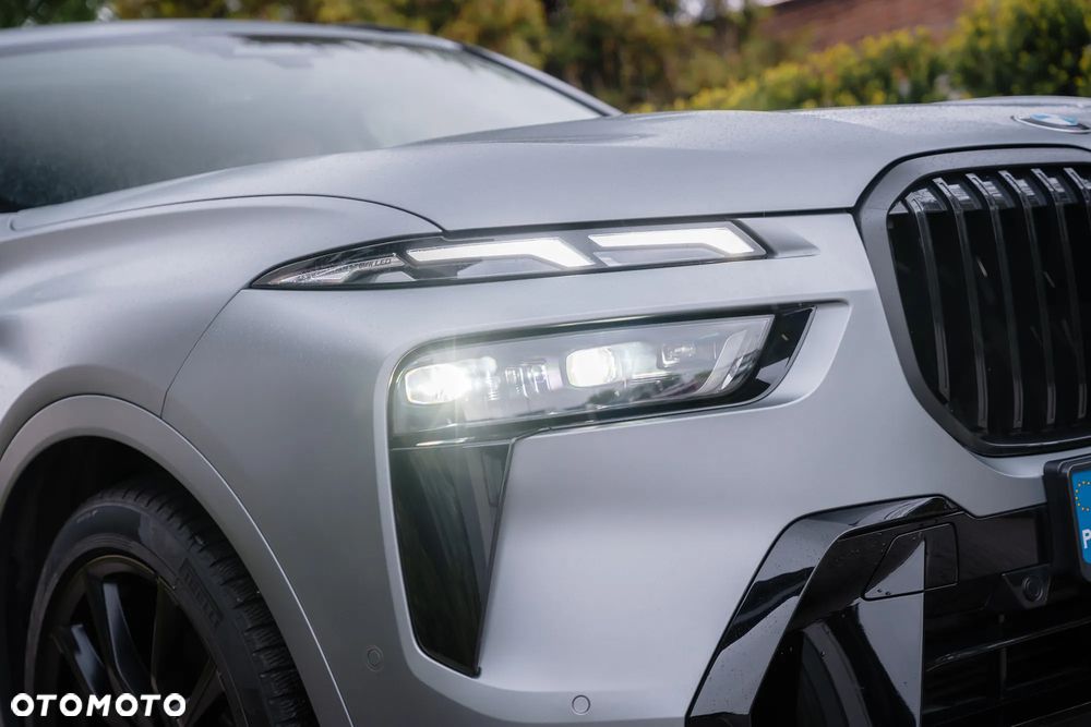 BMW X7 2023 photo 4