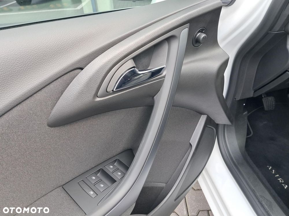 Opel Astra - 21