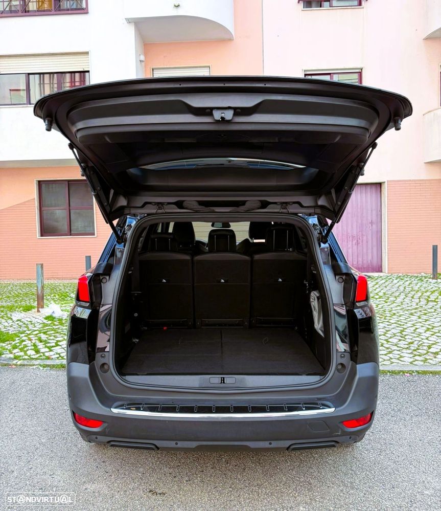 Peugeot 5008 1.2 PureTech Allure Pack EAT8 - 32