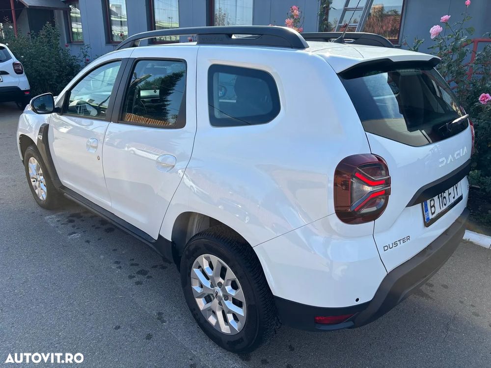 Dacia Duster 1.5 Blue dCi 4WD Essential - 3