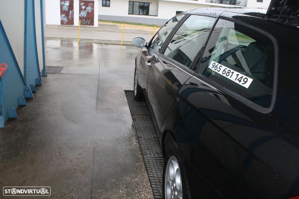 Alfa Romeo 156 1.9 JTD - 48