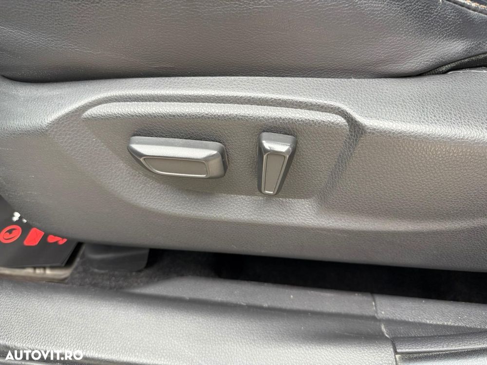 Mitsubishi Eclipse-Cross - 14