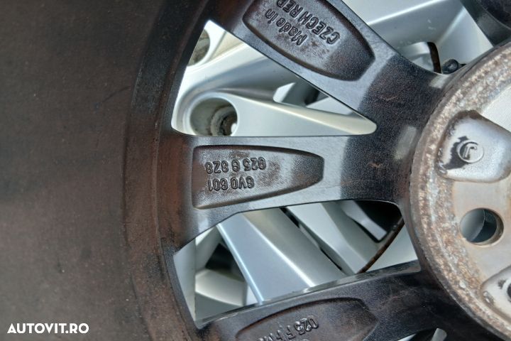 Janta aliaj cu anvelopa 16 6V0601025F 215/45 R16 7JX16H2 ET46 6V06010 - 10