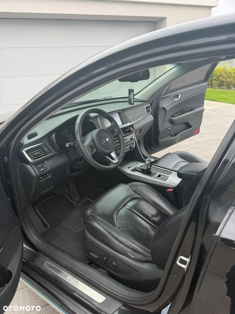 Kia Optima - 15