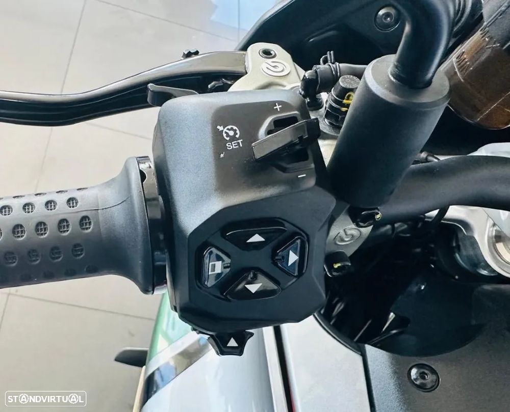 Moto Guzzi V100 MANDELLO S - 6