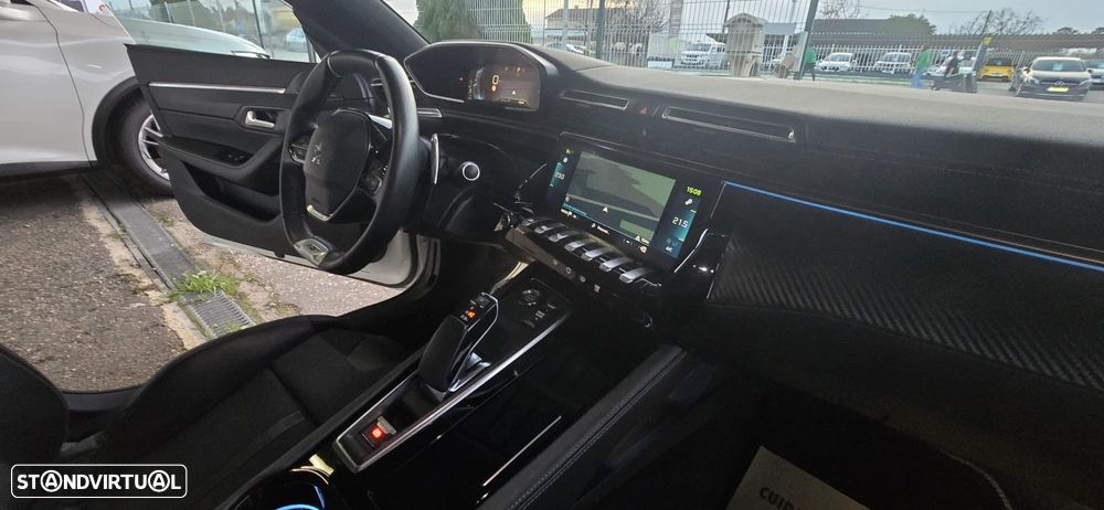 Peugeot 508 1.6 Hybrid GT Pack e-EAT8 - 32