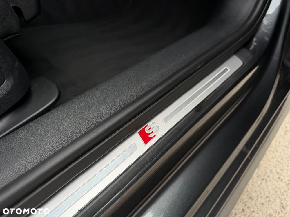 Audi A4 Avant 35 TDI mHEV S Line S tronic - 27