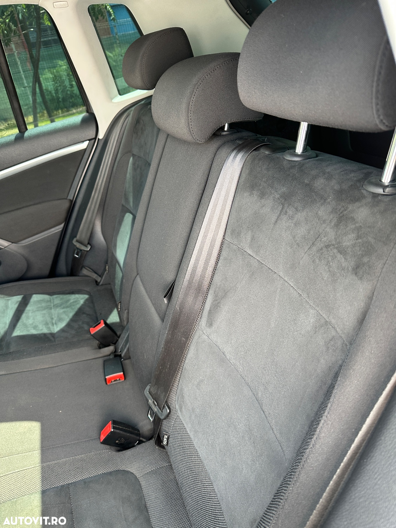 Volkswagen Tiguan 2.0 TDI 4Motion DSG Sport & Style - 25