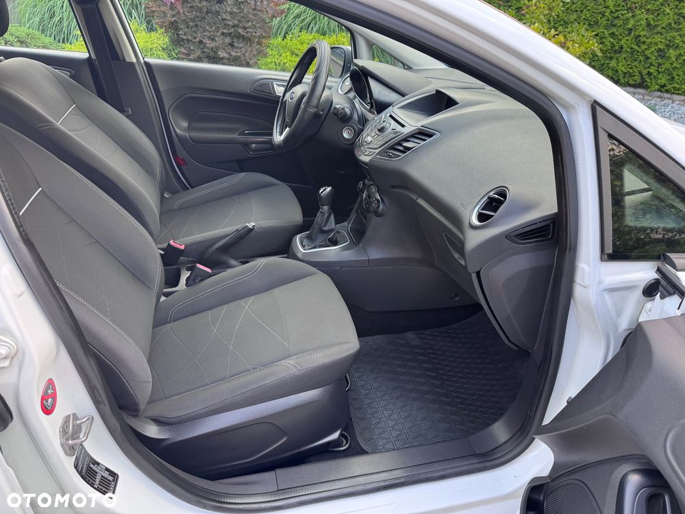 Ford Fiesta - 29