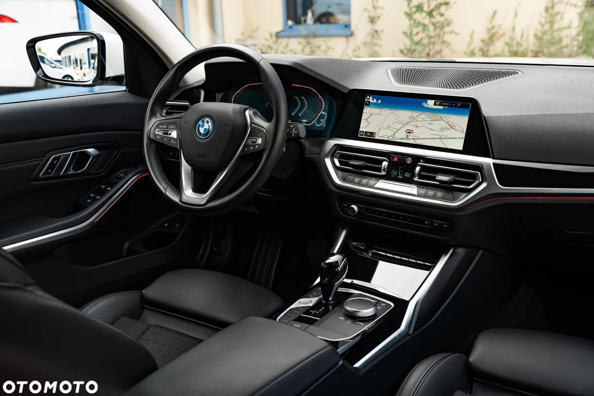 BMW Seria 3 320e xDrive Sport Line - 15