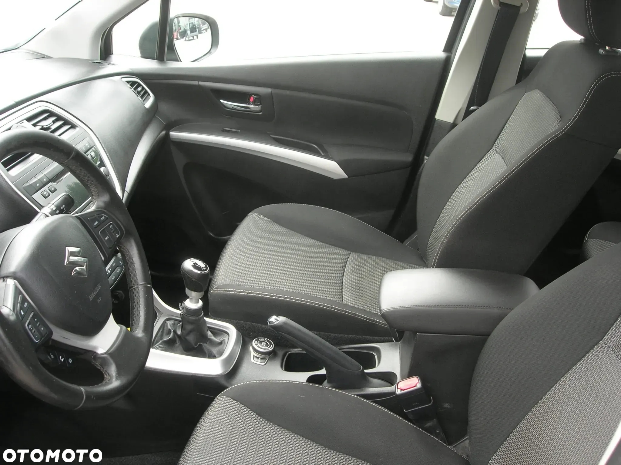 Suzuki SX4 S-Cross 1.6 DDiS Allgrip Comfort - 12