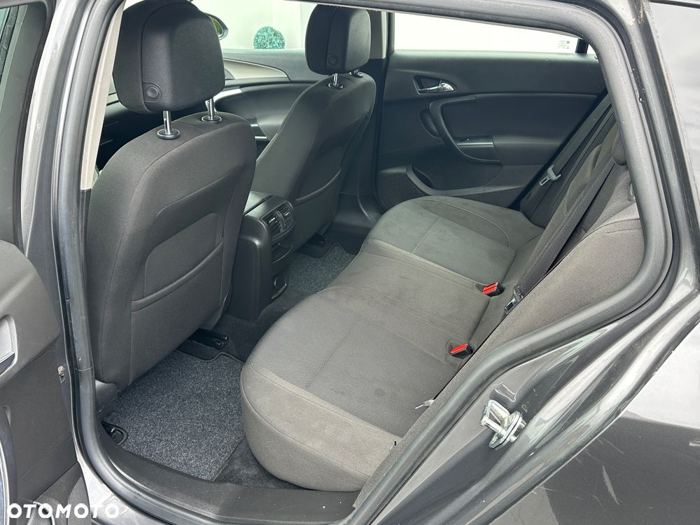 Opel Insignia - 21
