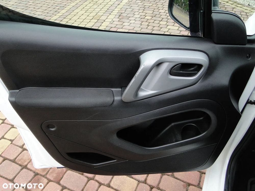 Citroën Berlingo Multispace BlueHDi 100 SELECTION - 32