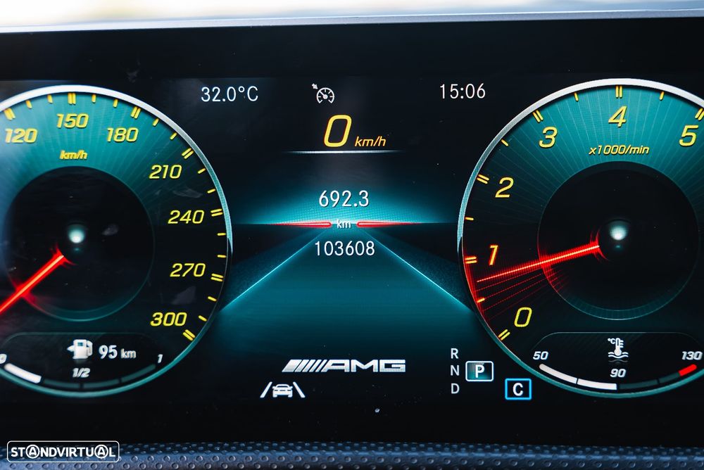 Mercedes-Benz A 45 AMG S 4Matic+ - 13
