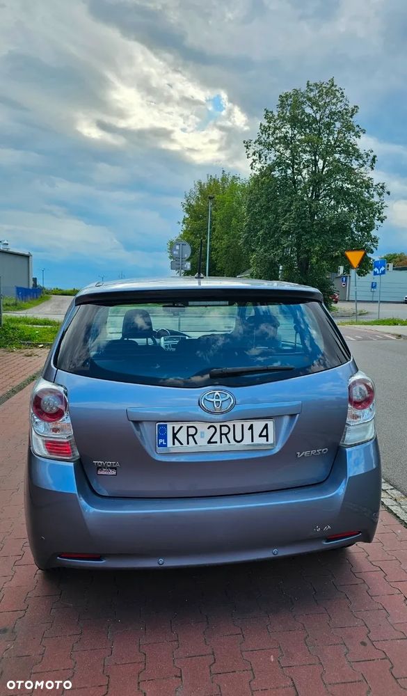 Toyota Verso 1.6 Sol EU5 - 7