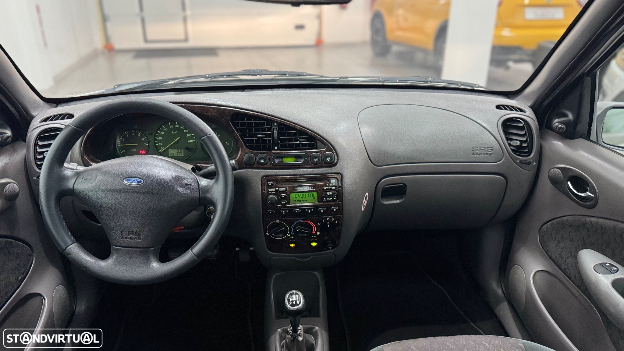 Ford Fiesta 1.25 Ghia - 7