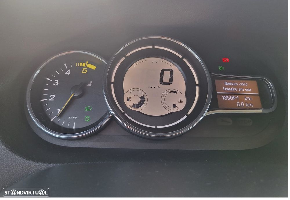 Renault Mégane 1.5 dCi Limited SS - 10