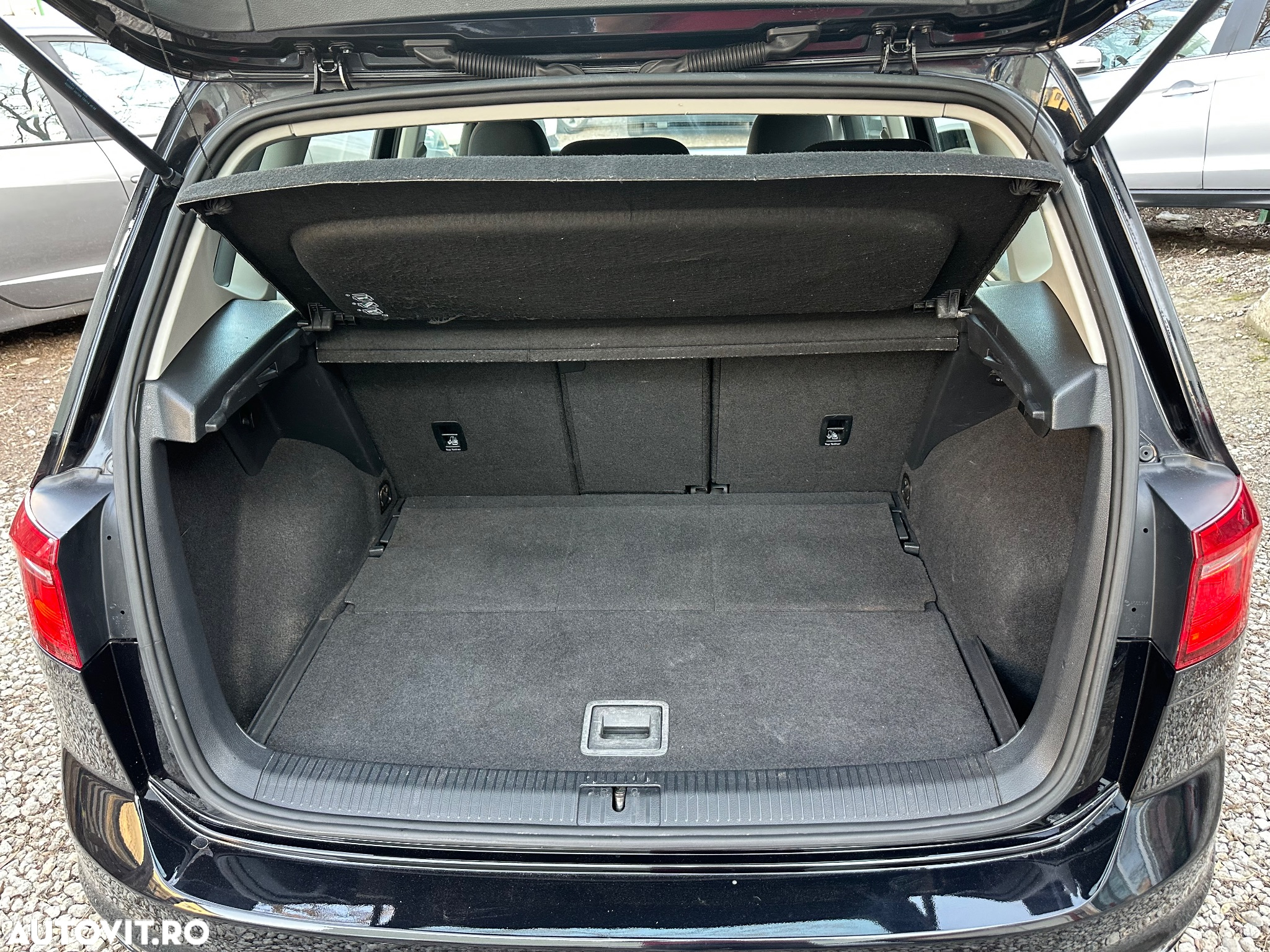 Volkswagen Golf Sportsvan 1.6 TDI BlueMotion Technology DSG Lounge - 12