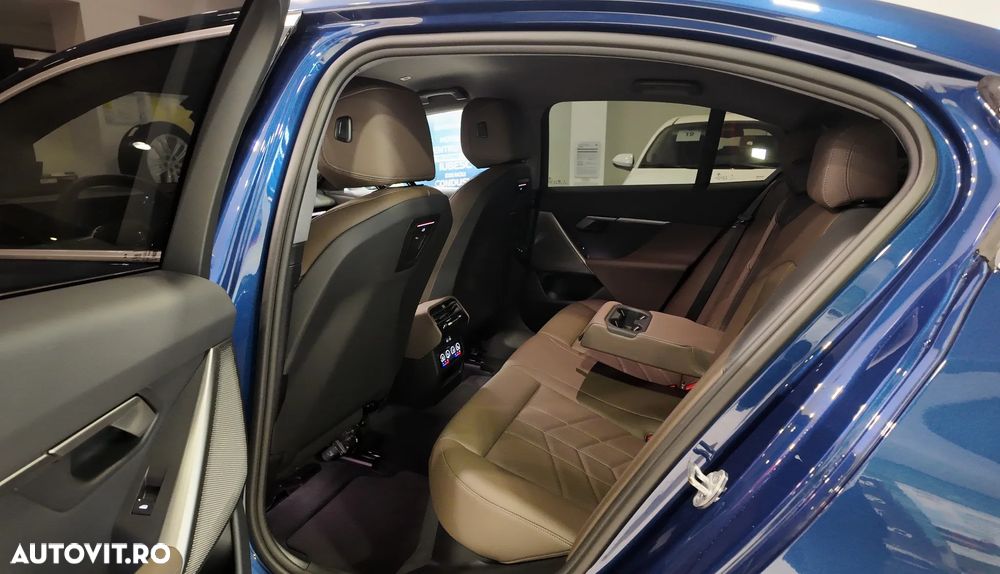 BMW Seria 5 520d xDrive AT MHEV - 34