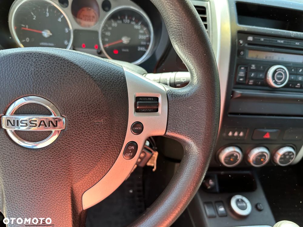 Nissan X-Trail - 11