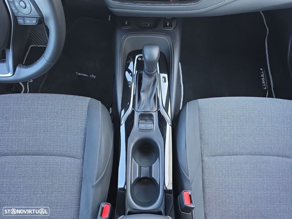 Toyota Corolla 1.8 Hybrid Comfort Plus — fotografia 15
