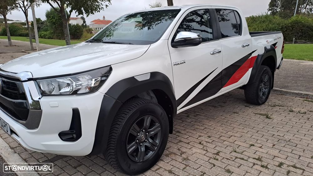 Toyota Hilux 4x4 Cabine Dupla Auto Executive - 2