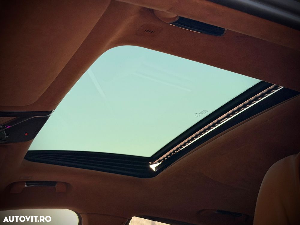 BMW Seria 7 740e iPerformance - 19