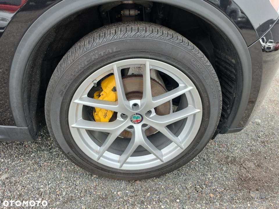 Alfa Romeo Stelvio 2.0 Turbo TI Q4 - 17