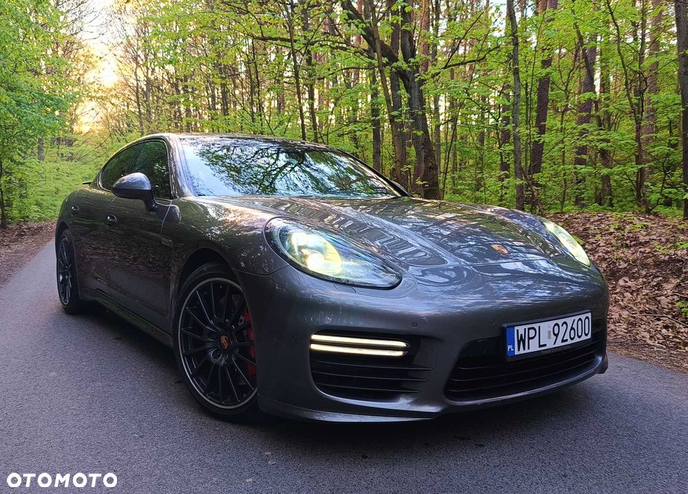 Porsche Panamera - 5