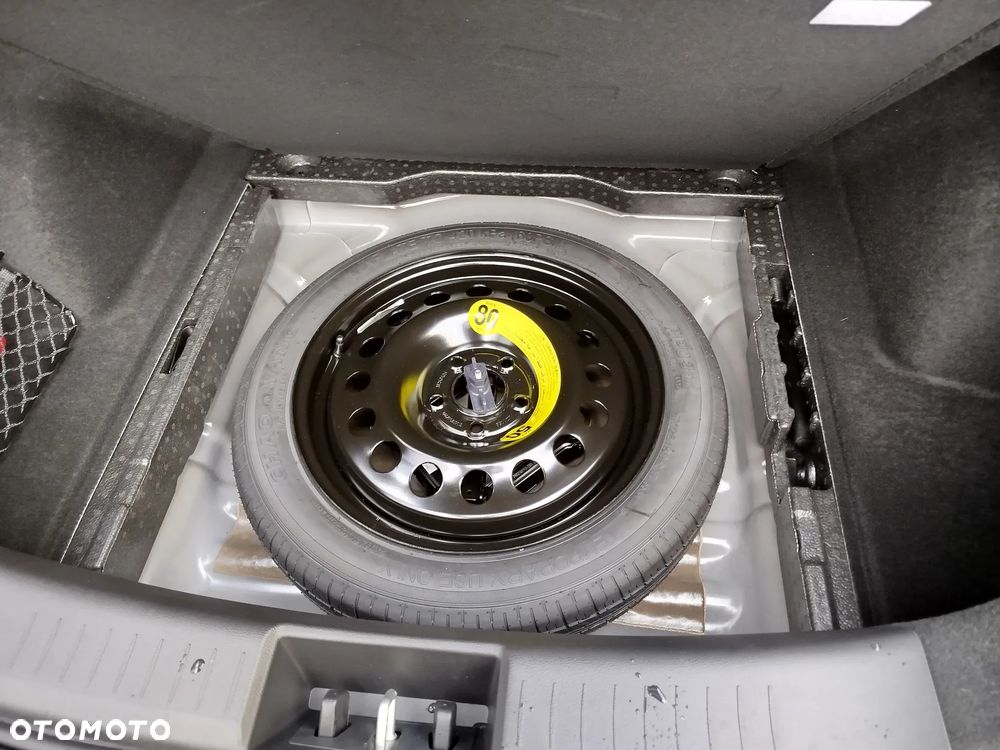 JAC J7 Plus CVT - 21