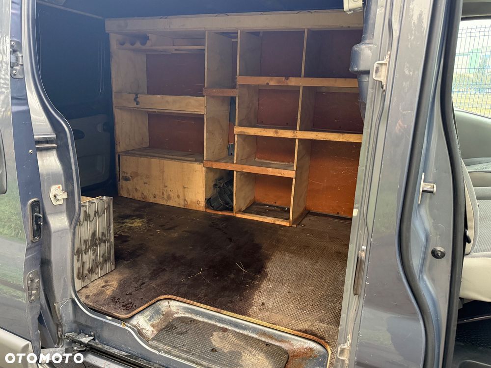 Opel Vivaro - 17