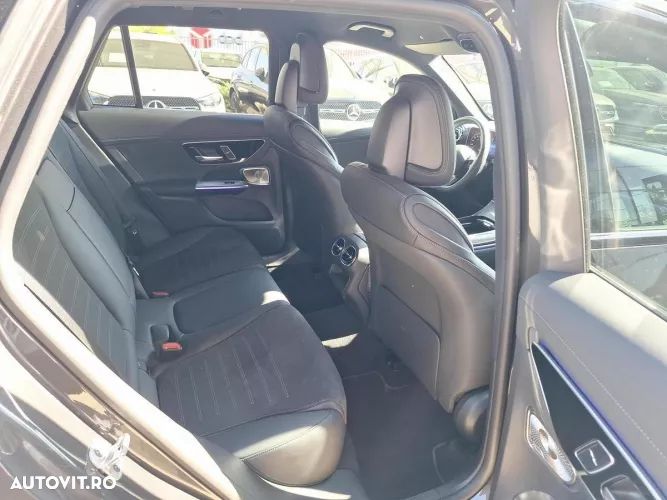 Mercedes-Benz GLC 220 d 4MATIC MHEV - 13