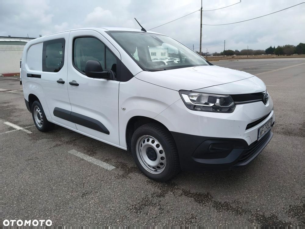 Toyota Proace City D-4D Long 2,3t Active (bryg.) - 3