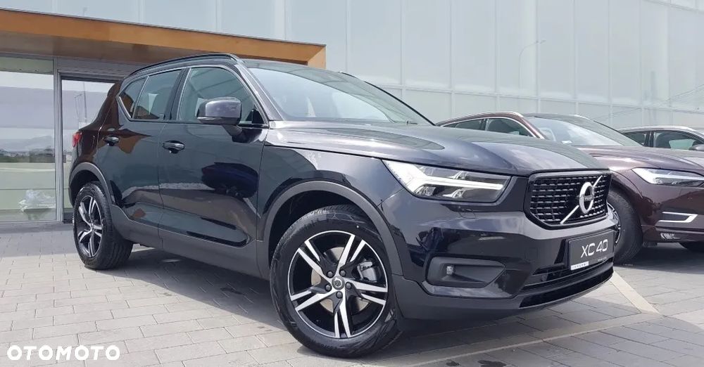 Volvo XC 40 B4 Plus Dark