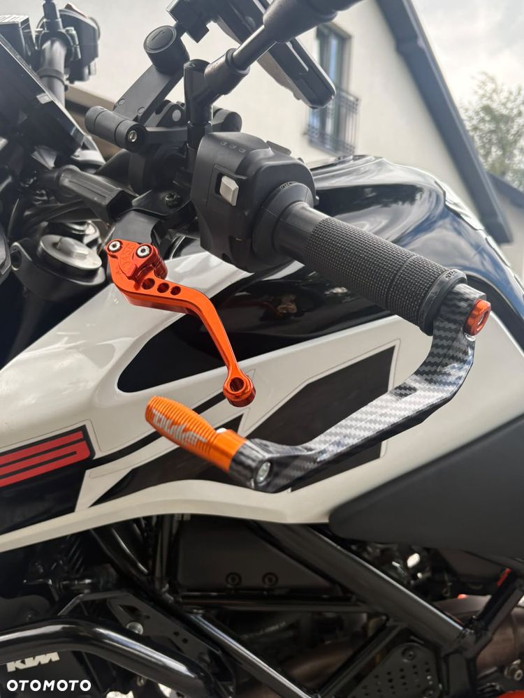 KTM Duke 125 - 8